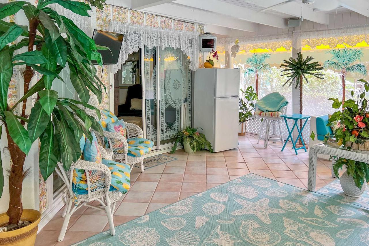 Pams Mermaid House With Riverfront Yard And Lanai! Apartman Weeki Wachee Kültér fotó