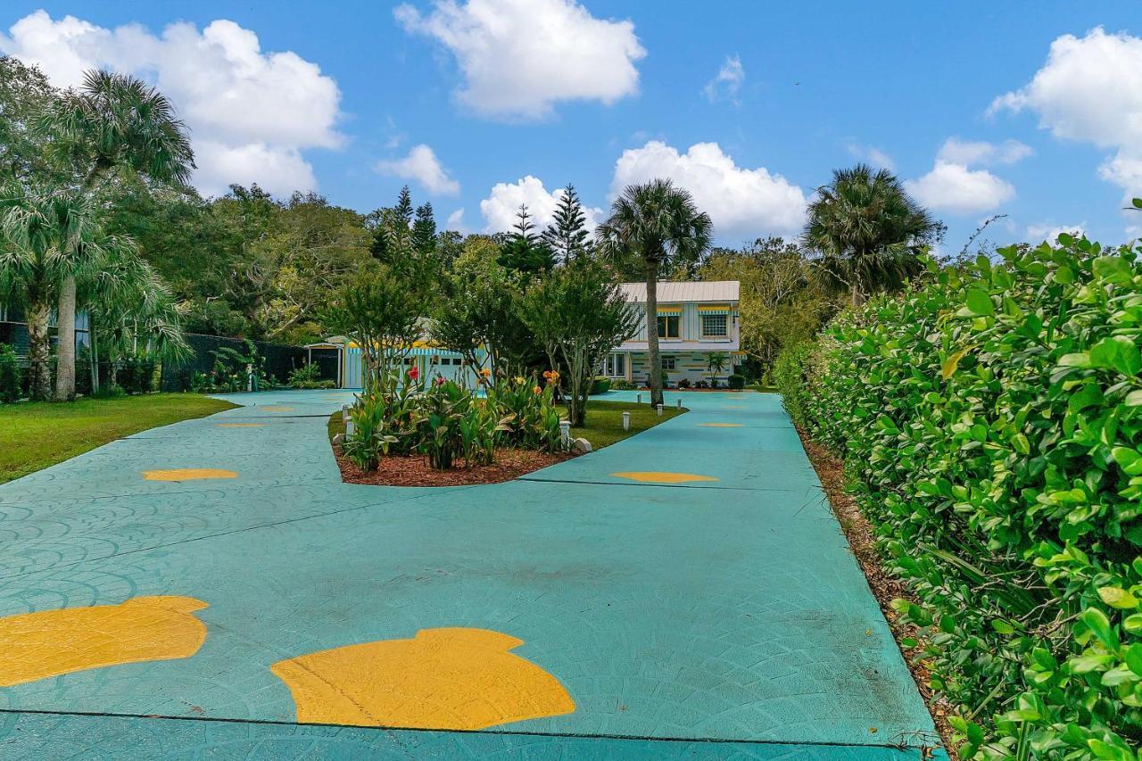 Pams Mermaid House With Riverfront Yard And Lanai! Apartman Weeki Wachee Kültér fotó